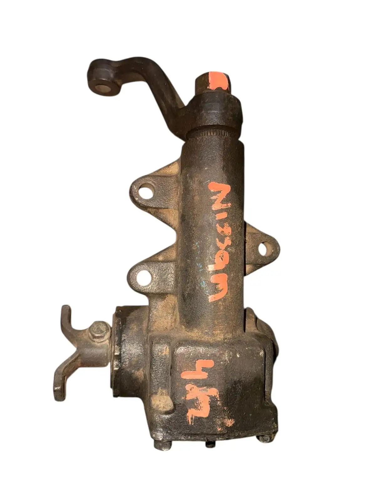 Caja de timon de nissan 4X2