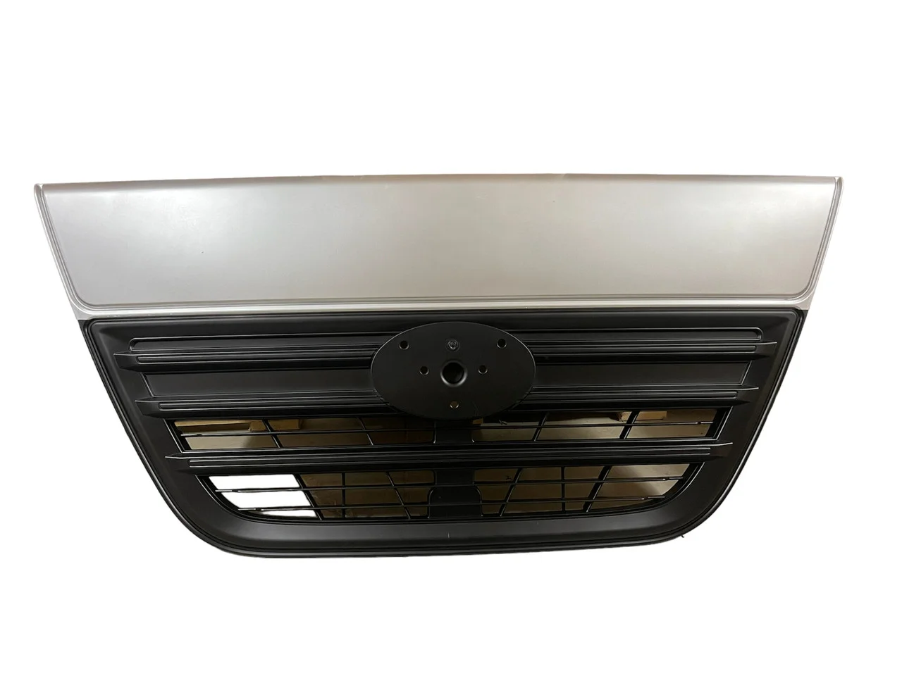 Persiana de Nissan UD