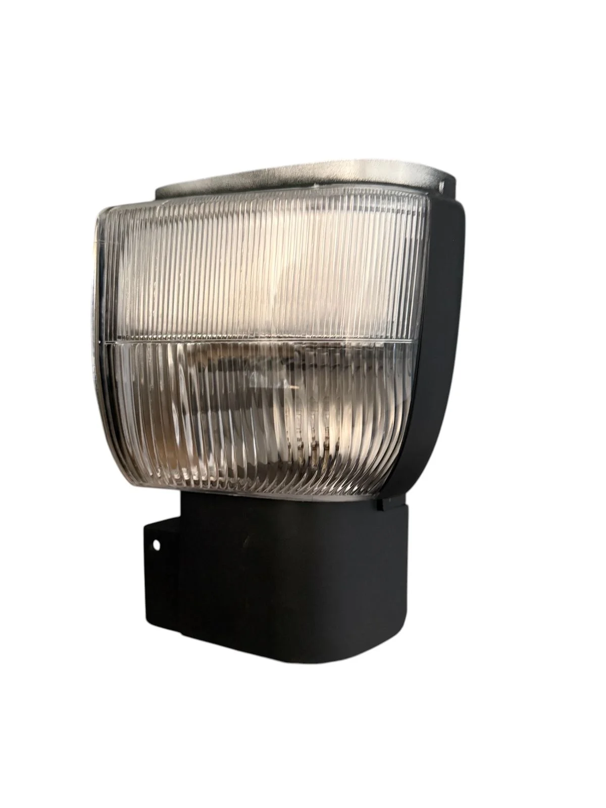 Pie de vía para Nissan UD (1994-2010) lado piloto 